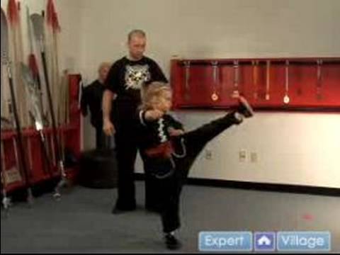 Çocuklar İçin Kung Fu Temelleri: Çocuklar İçin Kung Fu Kendini Savunma Yan Tekme
