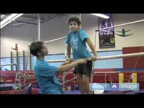 Jimnastik Ve Yuvarlanan Çocuklar İçin Gelişmiş: Nasıl Geri Hip Circle Yapmak Çocuklar Jimnastik