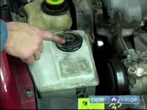 Nasıl Araba Sıvıları Kontrol Etmek İçin: Nasıl Ön Cam Yıkayıcı Sıvı Seviye Kontrol