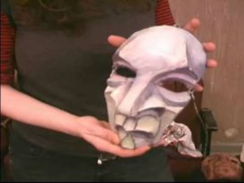 Nasıl Yapmak Ve Tiyatro Maskeleri Kullanın: Karakter Özellikleri Tiyatro Maskeleri