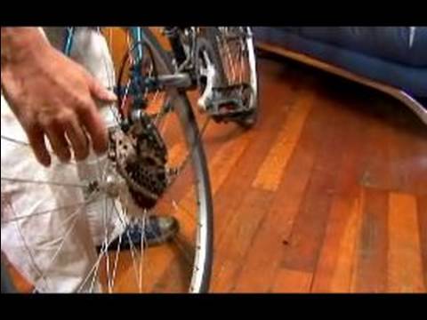 Nasıl Bir Bisiklet Lastiği Tamir İçin: Bir Bisiklet Tekerleği Yeniden Yükleme