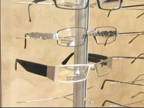 Nasıl Erkek Gözlük Seçmek İçin: Esmer Tenli: Erkekler Gözlük İçin Rehber