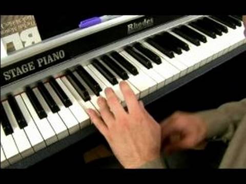 G Tuşuna Blues Piyano : Piyano Çalan G Minör Blues Ölçekler 