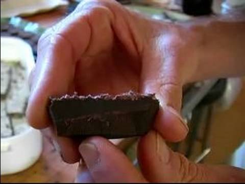 Nasıl Çiğ Çikolata Yapmak: Çiğ Çikolata Yapmak İçin Malzemeler