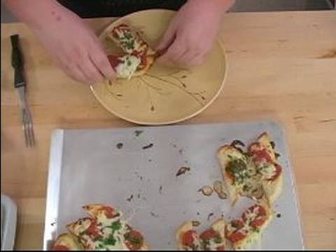Pizza Ekmek Nasıl Yapılır : Pizza Ekmek Pişirmeyi 