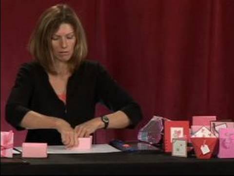 Sevgililer Günü El Sanatları Yapmak: Üst Bir Origami Sevgililer Kutusu İçin Montaj