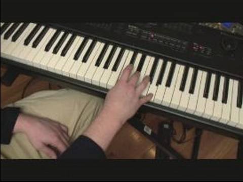 Nasıl Piyano Üzerinde Azalmış Akorları Play: Azalmış Piyano Akorları İşlevini Anlamak