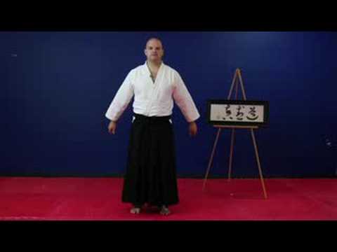 Aikido Egzersizleri Ve Uzanıyor: Aikido Düşük Solunum Ve Denge Excercises