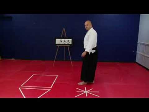 Aikido Egzersizleri Ve Uzanıyor: Aikido Hareketleri: Sekiz Yönünde