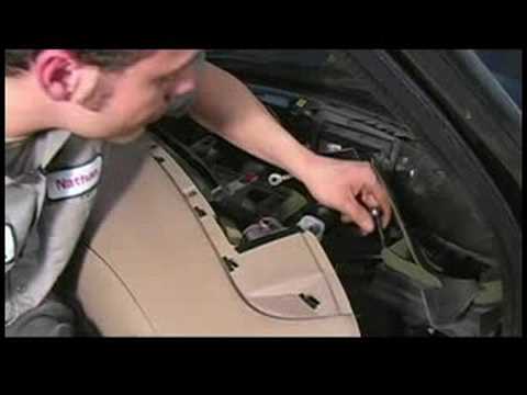 Ford Explorer Ve Mercury Dağcı: Kaldırma Ve Isıtıcı Çekirdek Yerine: Ford Explorer Ve Mercury Dağcı: Isıtıcı Çekirdek Kapak Plakasını Çıkarma