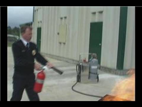 Nasıl Bir Yangın Söndürücü Kullanmak İçin : Yangın Söndürücü Kullanma Teknikleri 