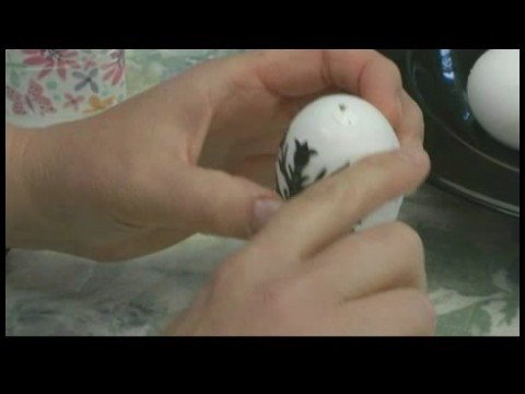 Nasıl Dekupaj Yumurta Yapmak: İsviçre Dekupaj Yumurta: Üzerinde Şeritler Yapıştırma