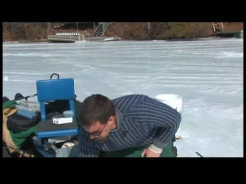 Buz Balıkçılık Becerileri : Buz Balık Yemi: Balık Tutma Yerinde Küçük Canlı Tutmak 