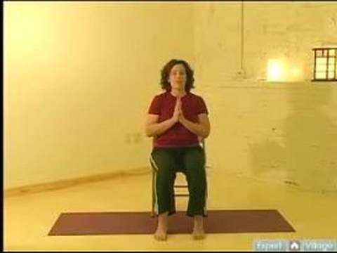 Kilolu İçin Yoga Dersleri : Kilolu İçin Oturmuş Meditasyon Bekleme Süresi Yoga Pozlar 