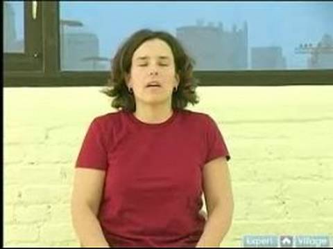 Kilolu İçin Yoga Dersleri : Omuz Silkme Yoga Kilolu İçin Poz Omuz 