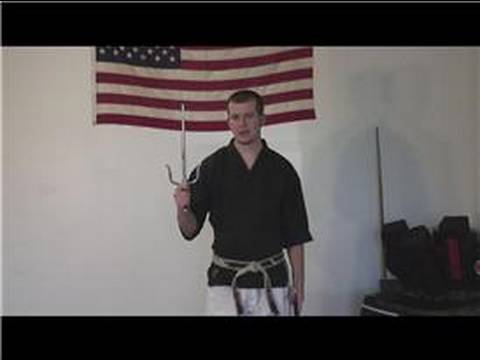 Bir Sai Tutmayı & Sai Shotokan Karate Teknikleri : 