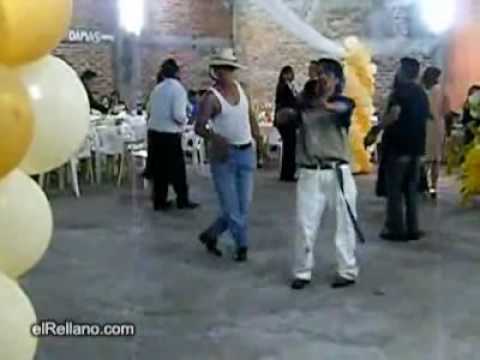 Komik Meksika Dans