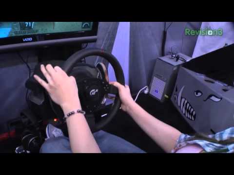 Hak5 - Ces 2011 - Thrustmaster T500R Kayalar Gran Turismo 5 Zor!