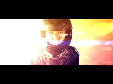 "için Kafa Atma" (Resmi Müzik Video) - Jin