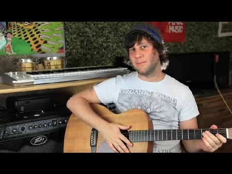 Solak Bir Gitar Baş Aşağı Oynamak Ve Sağ Elini Kullanan Bir Guı Gibi Akort Etme... : Gitar Dersleri 
