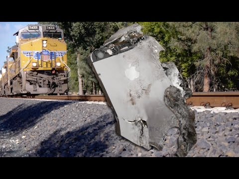İphone 5'ler Vs Tren - Hayatta Kalacak?
